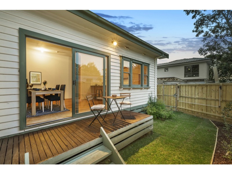 2/14 Shady Grove, Nunawading VIC 3131