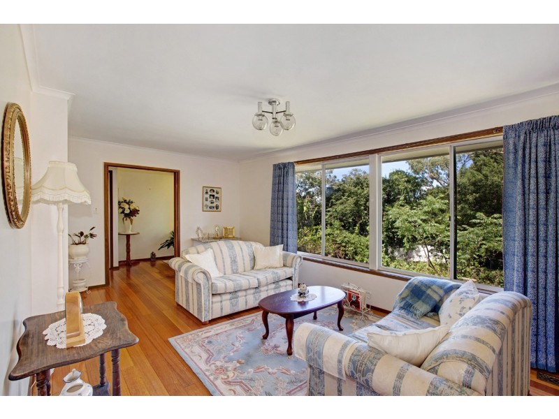 8 Baringa Road, Croydon North VIC 3136