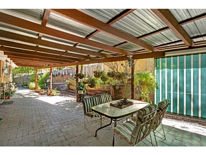 8 Baringa Road, Croydon North VIC 3136