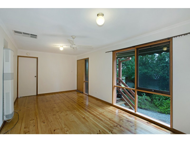 2/830 Mt Dandenong Road, Montrose VIC 3765