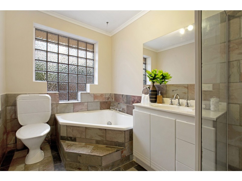 1/12 Juniper Road, Wantirna VIC 3152