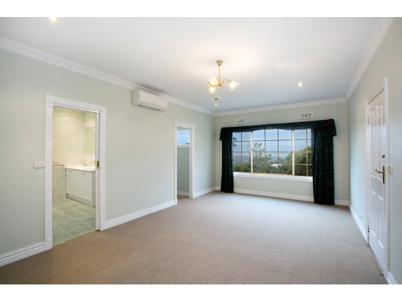 37 Richardson Road, Croydon North VIC 3136