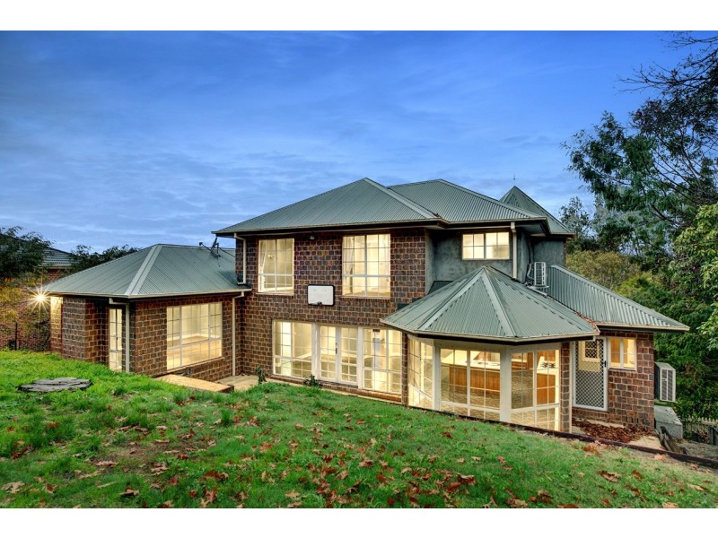 37 Richardson Road, Croydon North VIC 3136