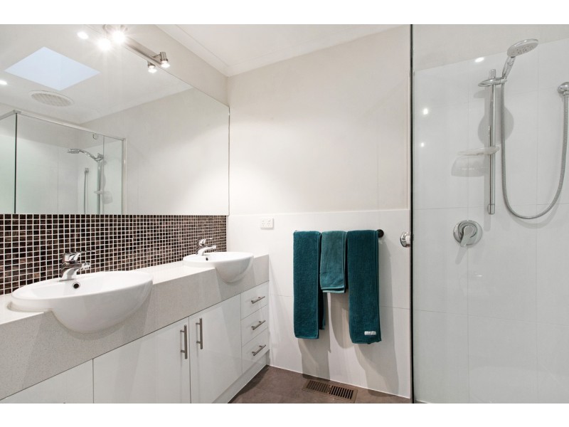 28 Cantala Crescent, Ringwood North VIC 3134