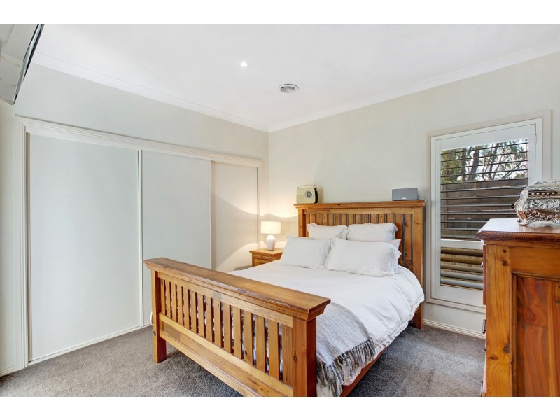 13a Jesmond Road, Croydon VIC 3136