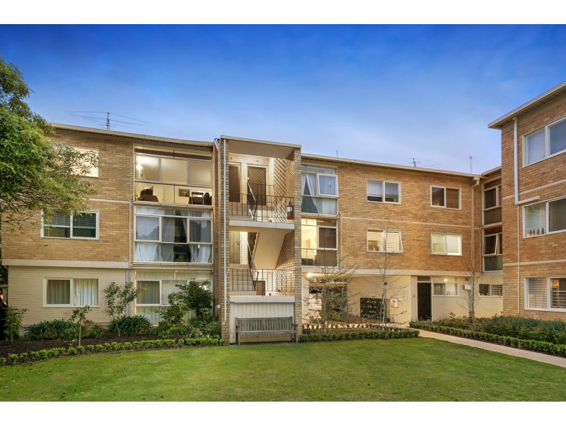 8/61 Kooyong Road, Armadale VIC 3143