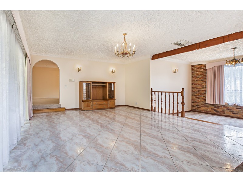 12 Dumosa Avenue, Croydon VIC 3136