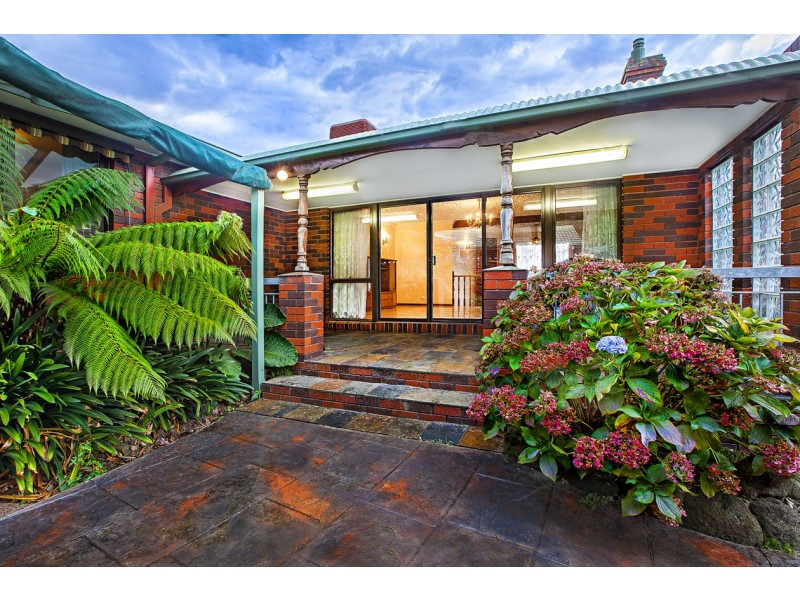 12 Dumosa Avenue, Croydon VIC 3136