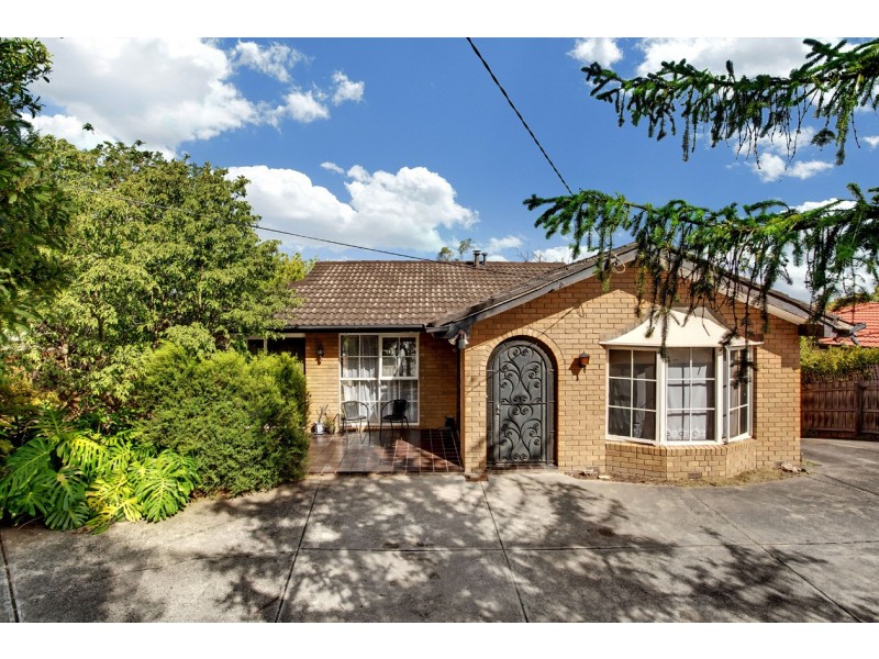 62 Winyard Drive, Mooroolbark VIC 3138