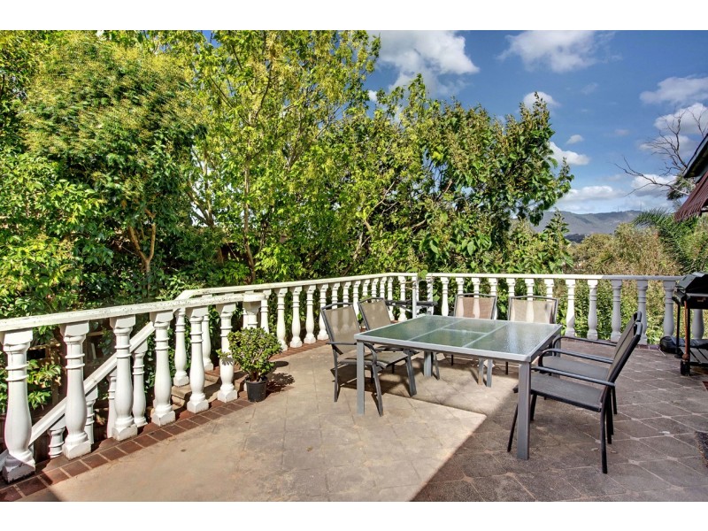 62 Winyard Drive, Mooroolbark VIC 3138