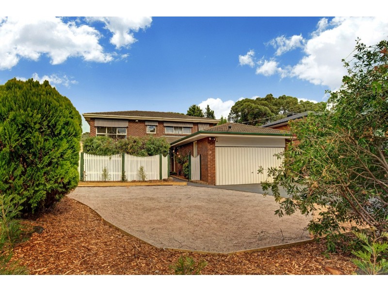 10 Loddon Court, Croydon Hills VIC 3136