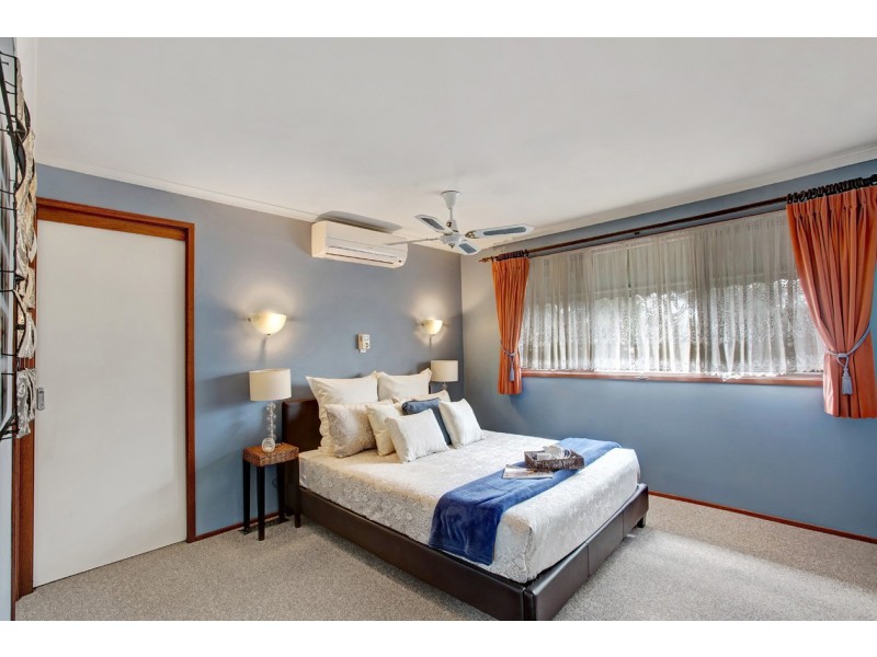 10 Loddon Court, Croydon Hills VIC 3136