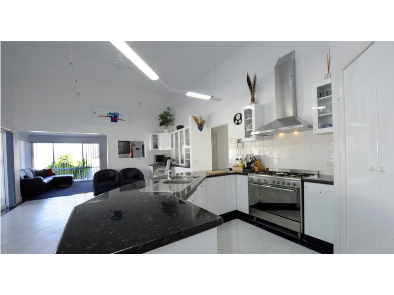 17 Piccadilly Court, Narre Warren South VIC 3805