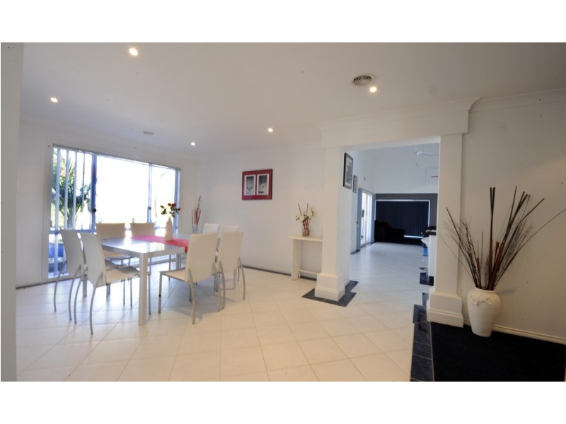 17 Piccadilly Court, Narre Warren South VIC 3805