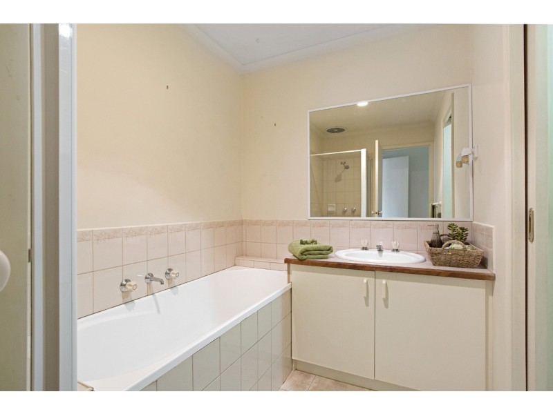 22/12-22 Cutts Avenue, Croydon VIC 3136