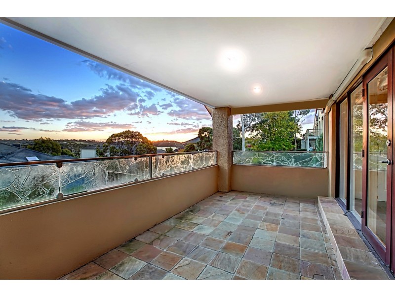 6 St John Circle, Chirnside Park VIC 3116