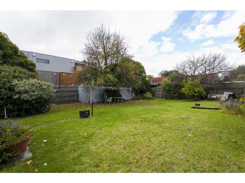 11 Wenwood Street, Ringwood East VIC 3135