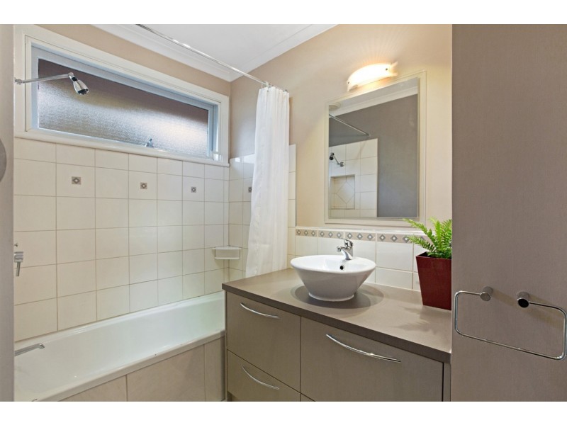 4 Suzanne Court, Ringwood North VIC 3134