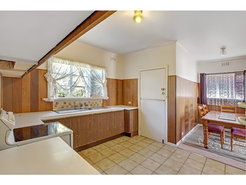 12 Orana Street, Blackburn VIC 3130