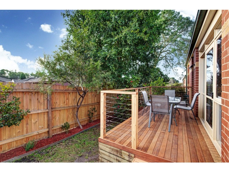 2/9 Creek Road, Mitcham VIC 3132