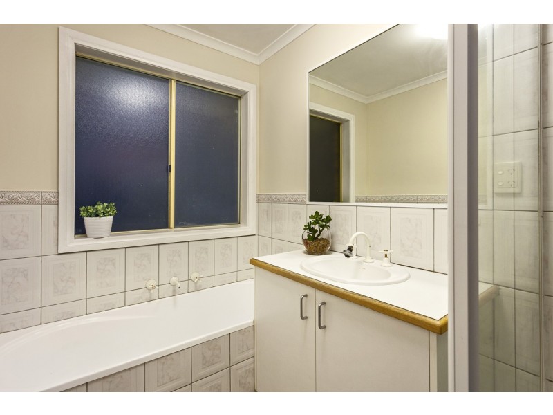 2/37 Lincoln Avenue, Glen Waverley VIC 3150