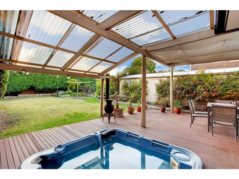 10 Ford Street, Ringwood VIC 3134