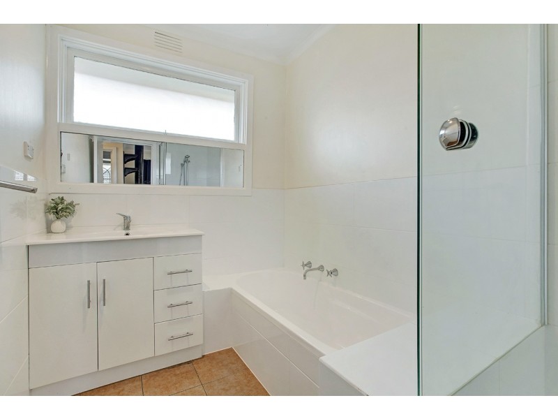 41 Bronhill Road, Ringwood East VIC 3135