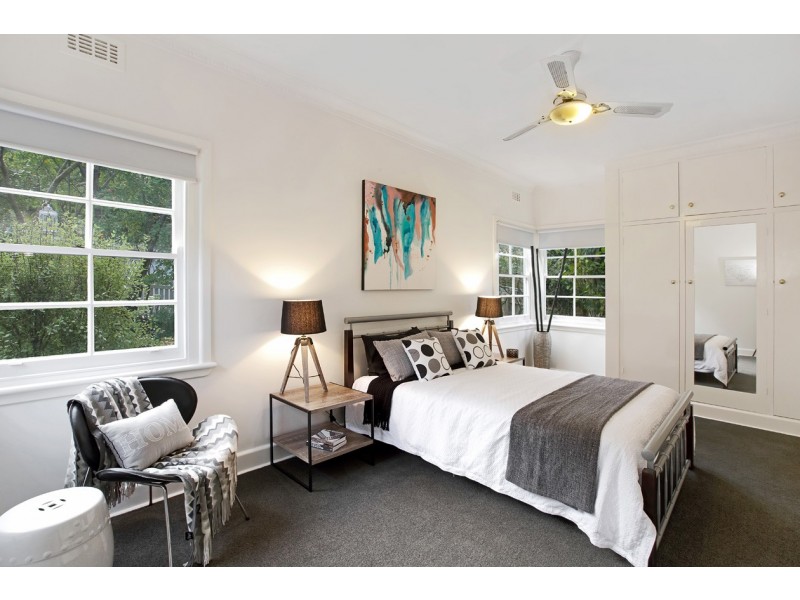 41 Loughnan Road, Ringwood VIC 3134