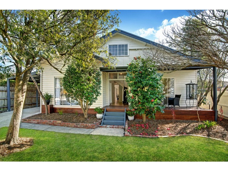 38 Vernon Street, Croydon VIC 3136