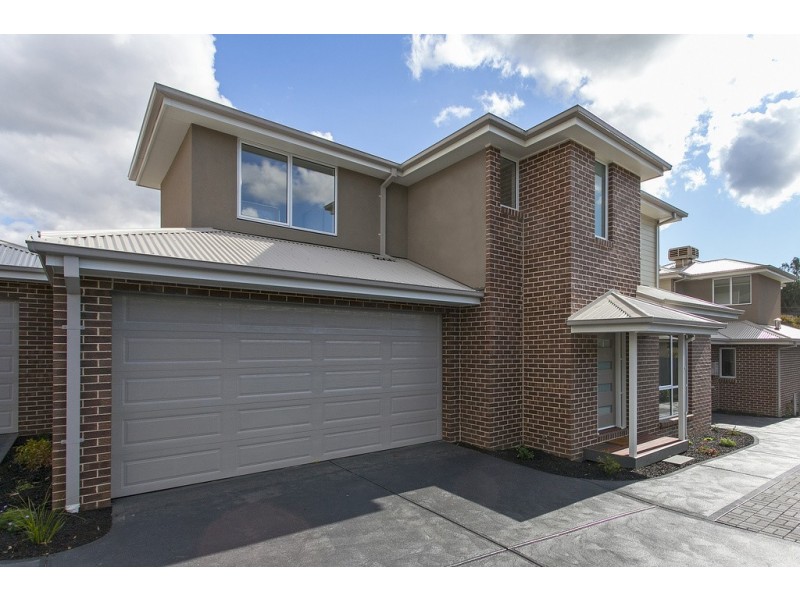 1 & 2/13 Rosedale Crescent, Ringwood East VIC 3135