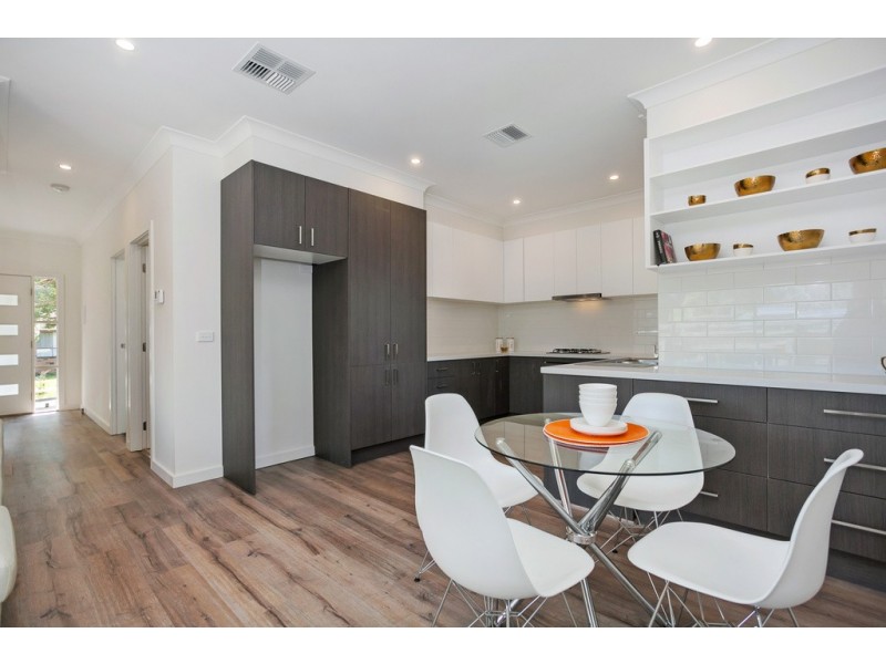 1 & 2/13 Rosedale Crescent, Ringwood East VIC 3135