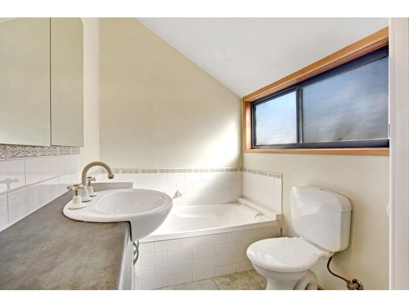 3/77 Canterbury Road, Heathmont VIC 3135