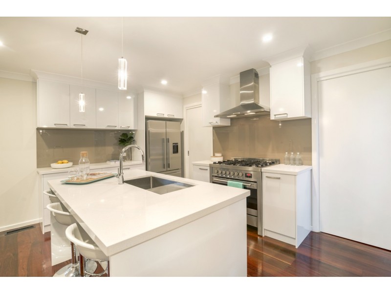 12 Davison Street, Mitcham VIC 3132