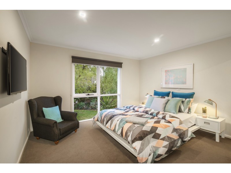 12 Davison Street, Mitcham VIC 3132