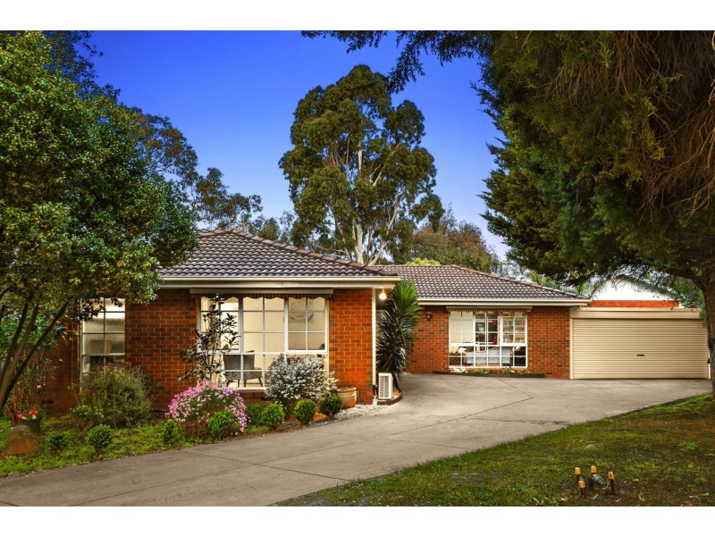 9 Marloo Court, Croydon Hills VIC 3136