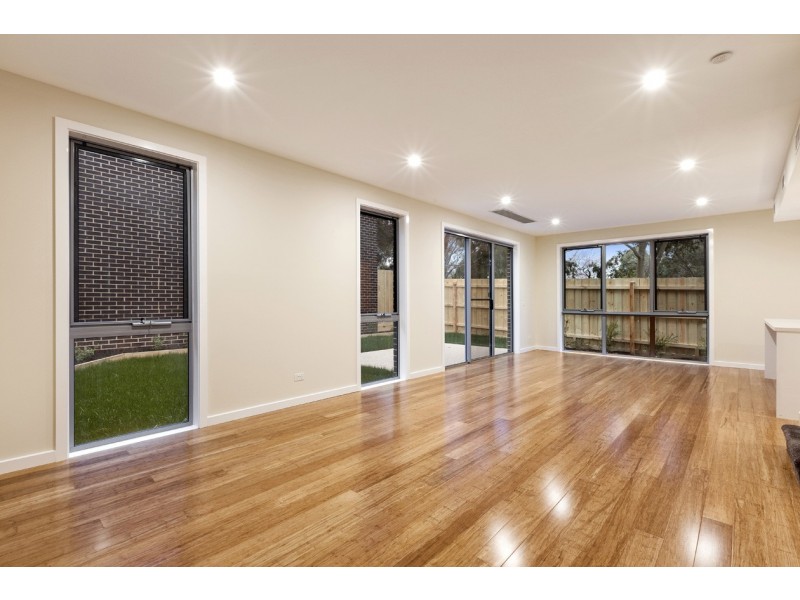 1/33 Dobell Street, Blackburn South VIC 3130