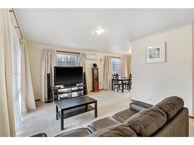 142 Dorset Road, Croydon VIC 3136