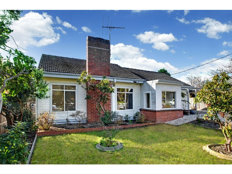 17 Patterson Street, Ringwood East VIC 3135