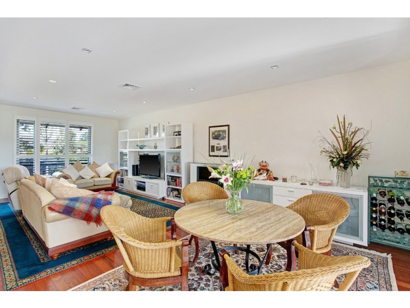 17 Henley Bridge Road, Chirnside Park VIC 3116