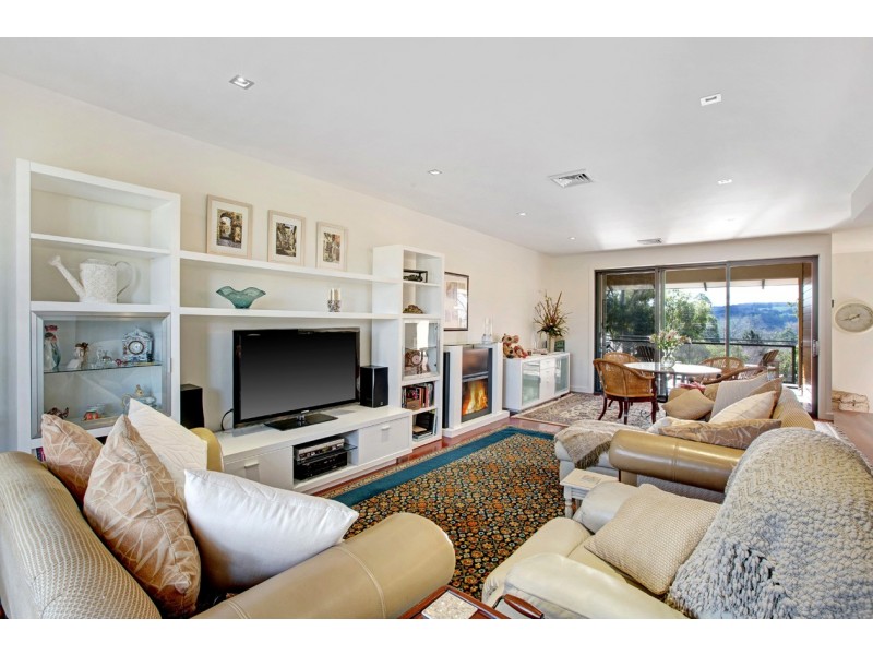 17 Henley Bridge Road, Chirnside Park VIC 3116