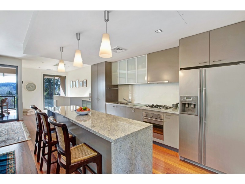 17 Henley Bridge Road, Chirnside Park VIC 3116