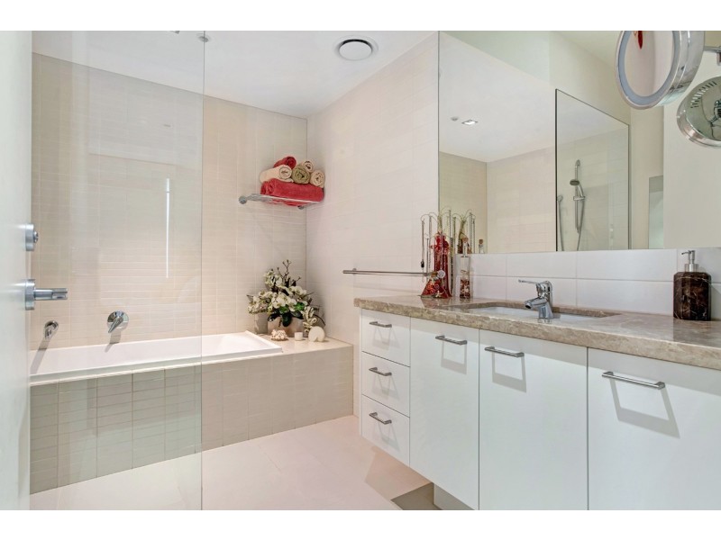 17 Henley Bridge Road, Chirnside Park VIC 3116