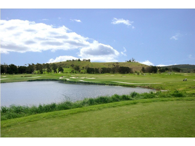 17 Henley Bridge Road, Chirnside Park VIC 3116