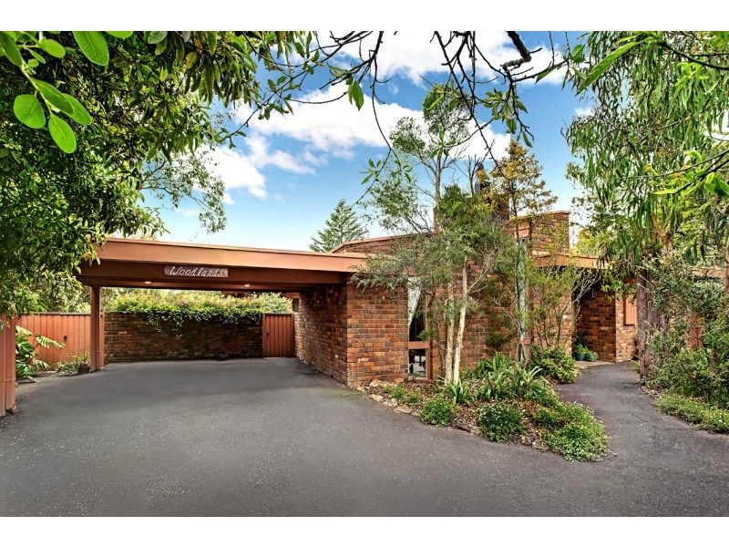 1 Sherwood Court, Croydon VIC 3136