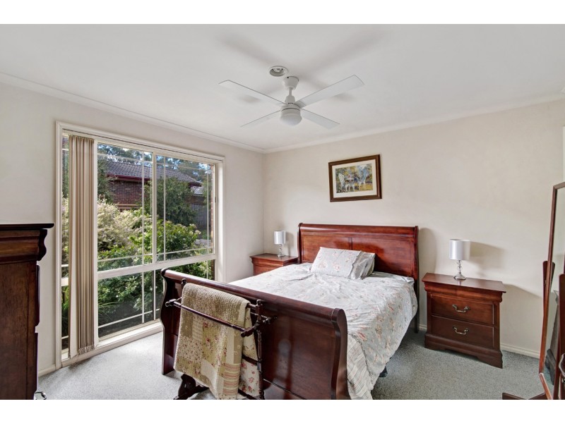 6/74 Eastfield Road, Croydon South VIC 3136