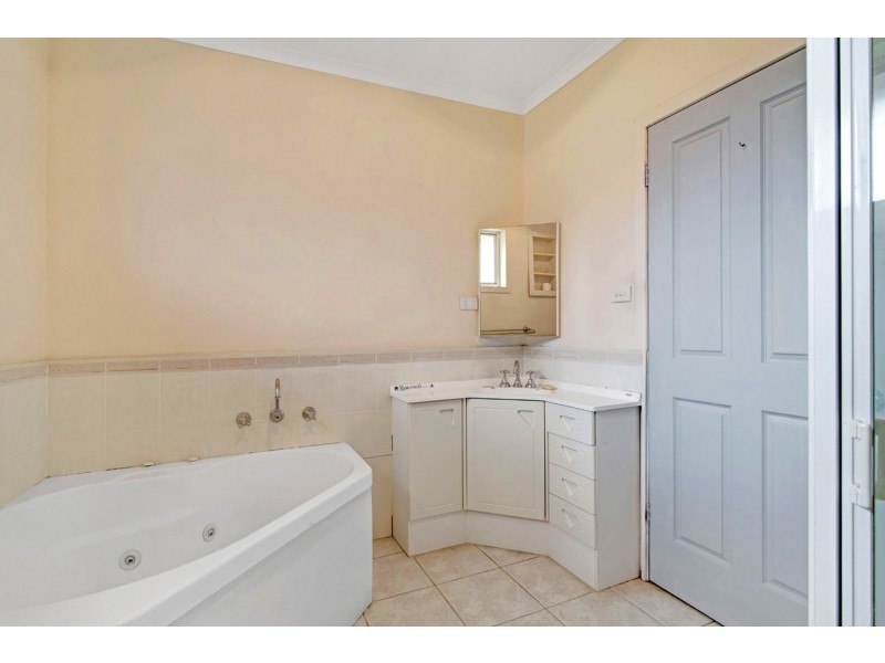 2 Wayne Court, Heathmont VIC 3135