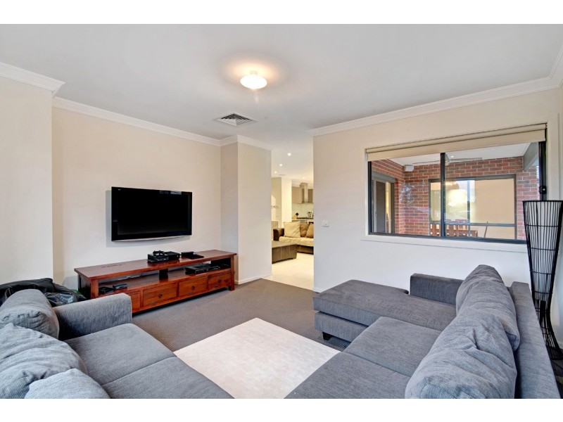 7 Tudor Drive, Mooroolbark VIC 3138