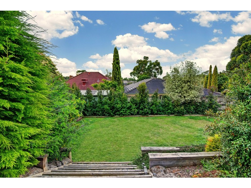 7 Tudor Drive, Mooroolbark VIC 3138