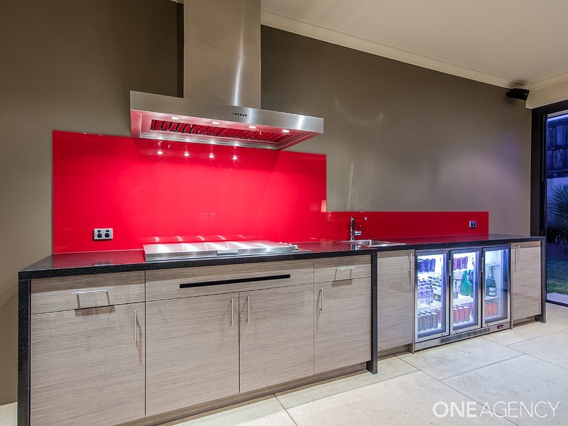 9  Lomatia Ramble, Halls Head WA 6210