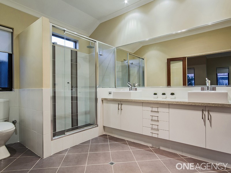 9  Lomatia Ramble, Halls Head WA 6210